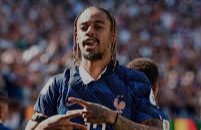 Cari Suksesor Mohamed Salah, Liverpool Segera Miliki Winger Muda PSG: Bradley Barcola