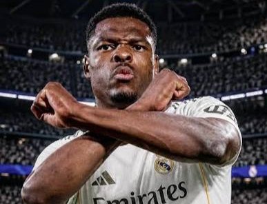 Perkokoh Lini Pertahanan, Real Madrid Resmi Rekrut Pilar Inter Milan: Denzel Dumries, Maharnya?