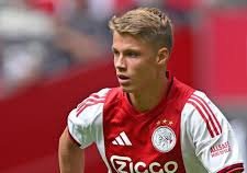 Perkenalkan Sean Steur: Remaja Ajax yang Kini Berseragam Newcastle