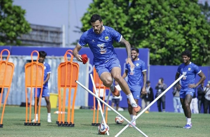 Persib Percaya Diri Sambut Duel Panas Kontra Arema