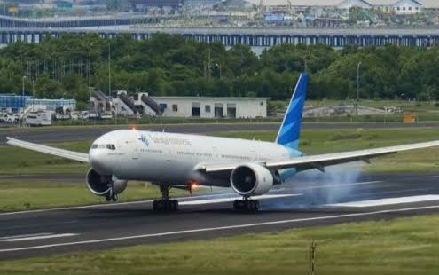 Anak Krakatau Erupsi, Kemenhub Aktifkan 8 Bandara Alternatif, BIJB Termasuk di antaranya