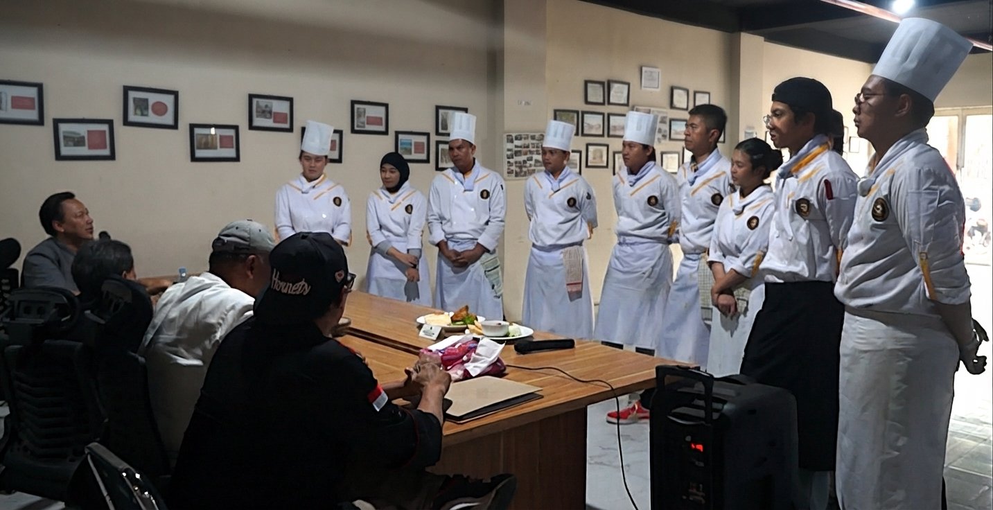 Bukan Chef, Tapi Nekat Belajar Masak di LPT-Panghegar Bandung! Ternyata Ini Target Besar Peserta Cooking Class