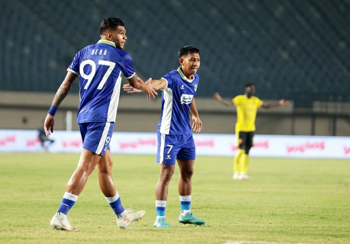 FIFA Kunci Si Jalak Harupat, Persib Terusir, Laga Kontra PSM Jadi Korban