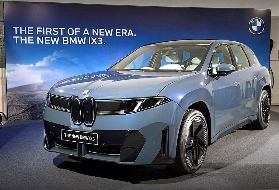 Sekali Cas 805 Km! BMW iX3 Terbaru Rp2,2 Miliar Bawa Teknologi yang Bikin Melongo