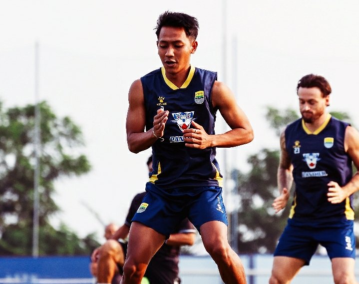 BECKHAM PUTRA 100% PULIH, Maung Bandung Mengamuk, Persik Kediri Terancam Amarah Persib