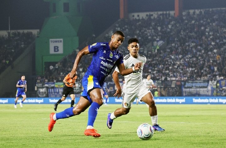 Iron Man Maung Bandung! Eliano Reijnders Jadi Andalan Tolic di Tengah Jadwal Neraka