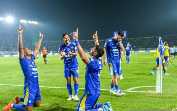 JADWAL SUPER LEAGUE Mendidih, Persib Ditantang Duel, Madura United Siap Hadang