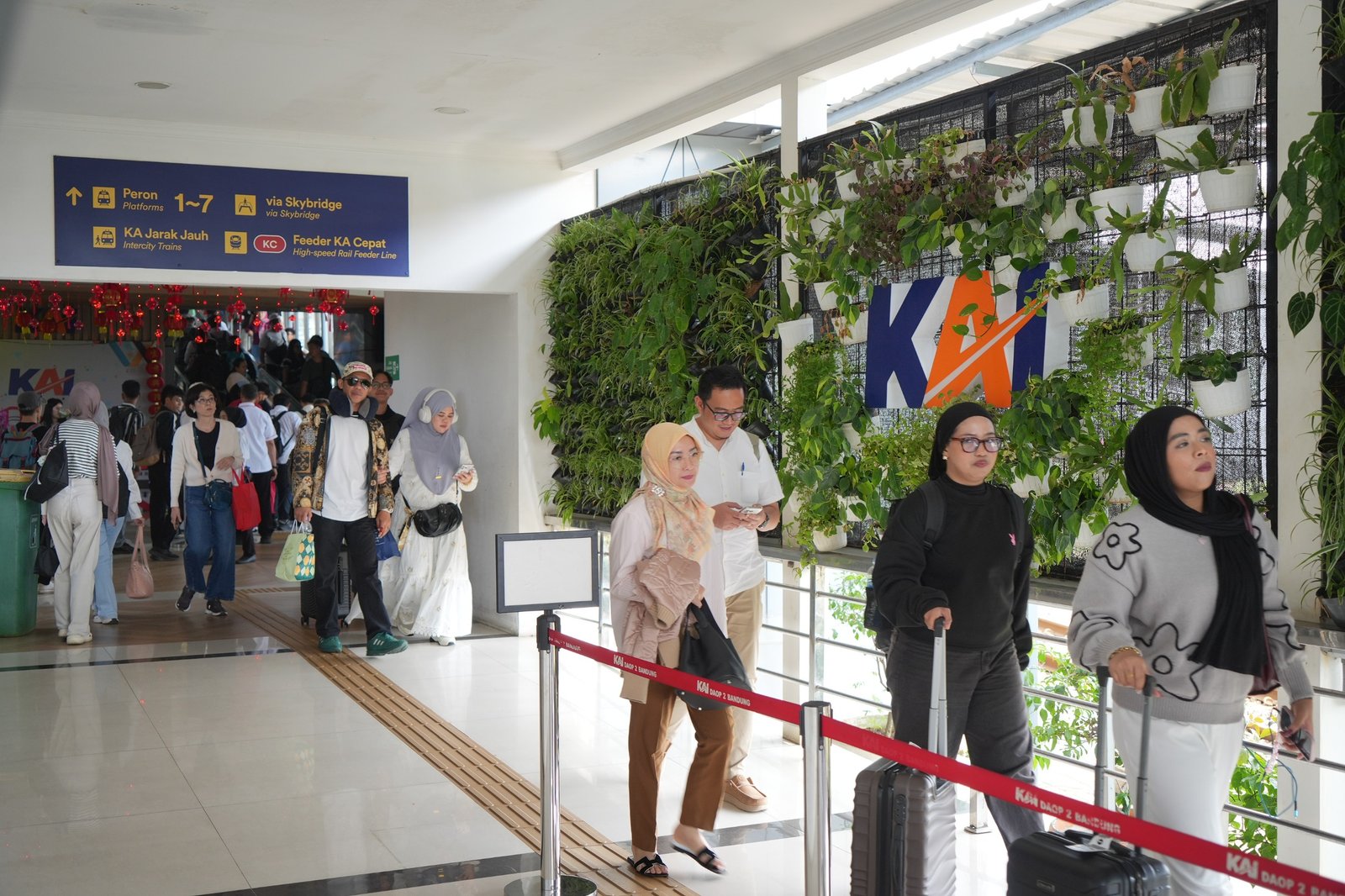 Ramadan-Idul Fitri: Tiket Kereta Laris Manis, Tapi Tenang, Alokasinya Masih Berlimpah, KAI Kasih Tips Pemesanannya